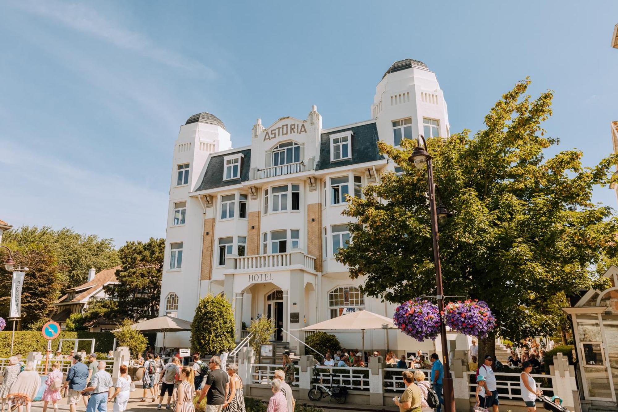 Hotel Astoria De Haan Exterior photo